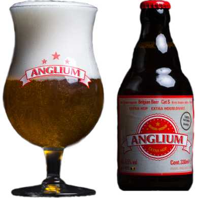 Anglium Extra Hop uitgeschonken in Angliumglas