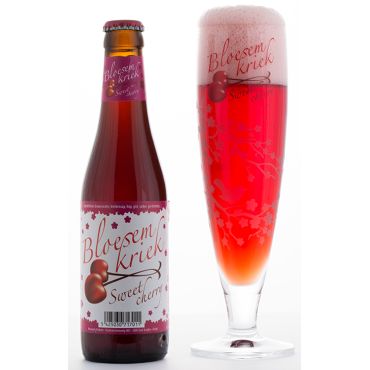 Uitgeschonken Bloesem Kriek in bijhorend bierglas
