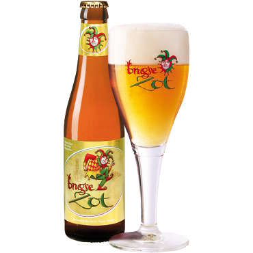 Uitgeschonken blonde Brugse Zot in bijhorend Brugse-Zotglas
