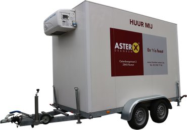Koelaanhangwagen met dubbele as en ingeklapte pootjes