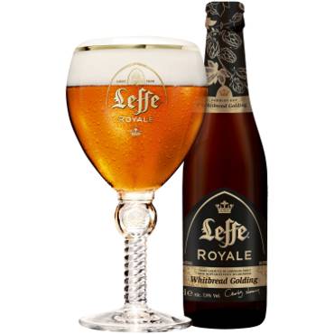 Uitgeschonken Leffe Royale Whitbread Golding in bijhorend kelkglas