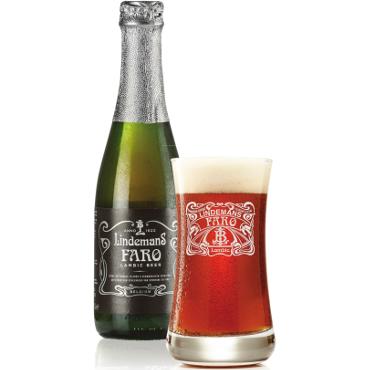 Uitgeschonken Lindemans Faro in bijhorend glas