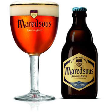 Gevuld Maredsousglas met flesje Maredsous Tripel
