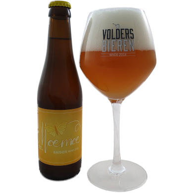 Uitgeschonken Moemoe Saisoen in glas van Volders Bieren