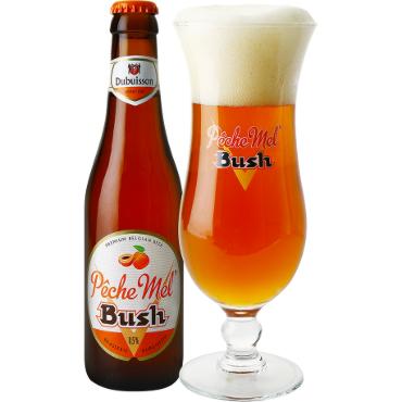 Uitgeschonken Pêche Mel Bush in bijhorend glas