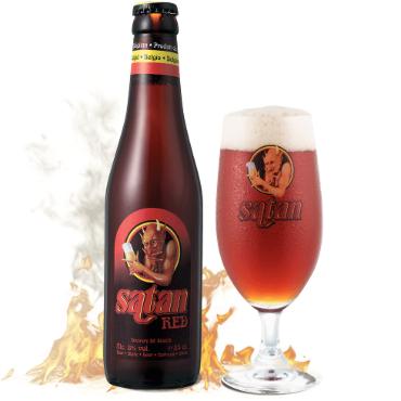 Uitgeschonken Satan Red in bijhorend glas