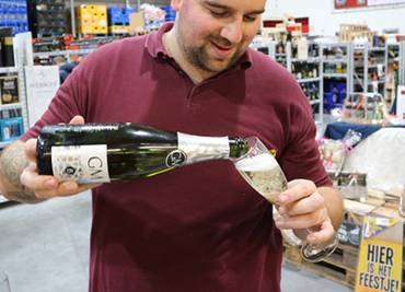 Degustatie van feestdrank