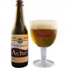 Uitgeschonken Achel Blond in bijhorend kelkglas