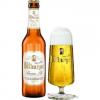 Uitgeschonken Bitburger Premium Pils in bijhorend glas