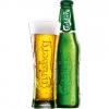 Uitgeschonken Carlsberg in bijhorend Carlsbergglas