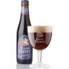 Pater Lieven Kerstpater in bierglas met fles ernaast